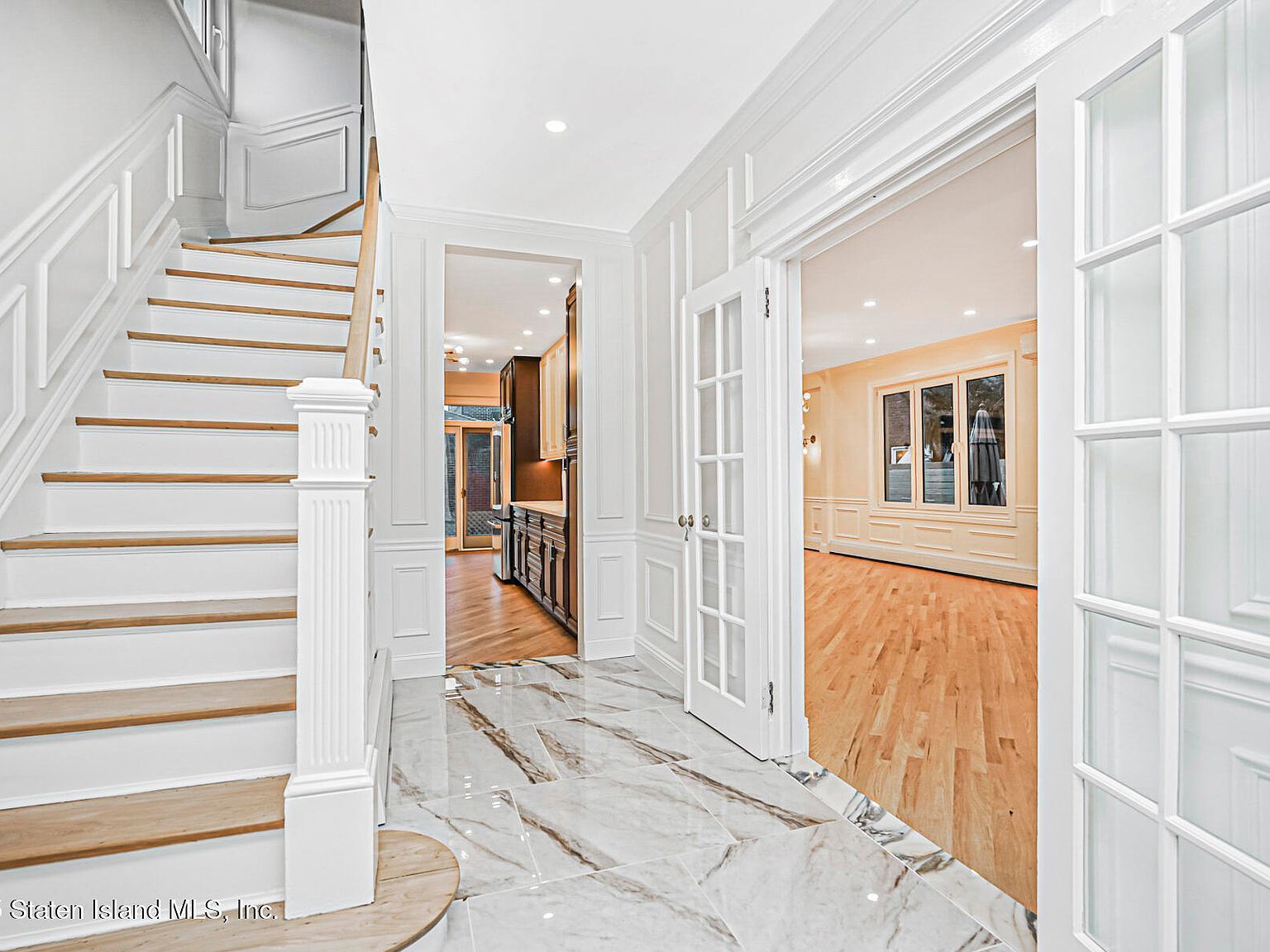 55 Wadsworth Rd Staten Island, NY 10305 - Thumbnail 4