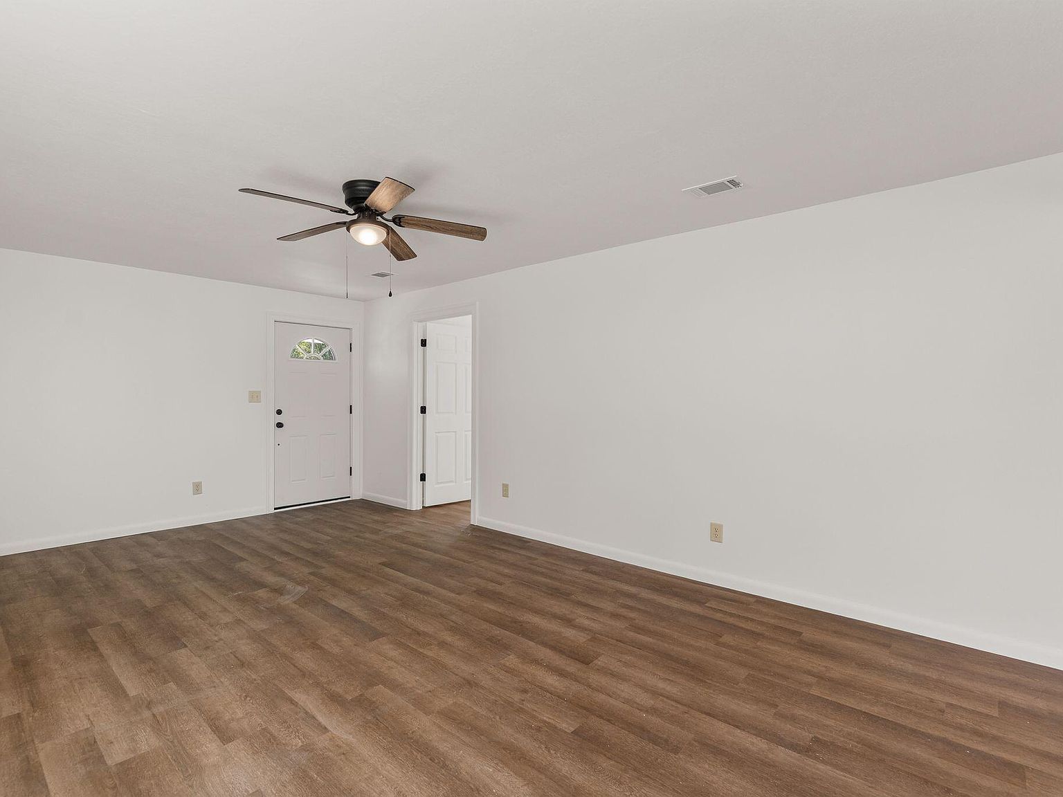 407 Short St Ellisville, MS 39437 - Thumbnail 4