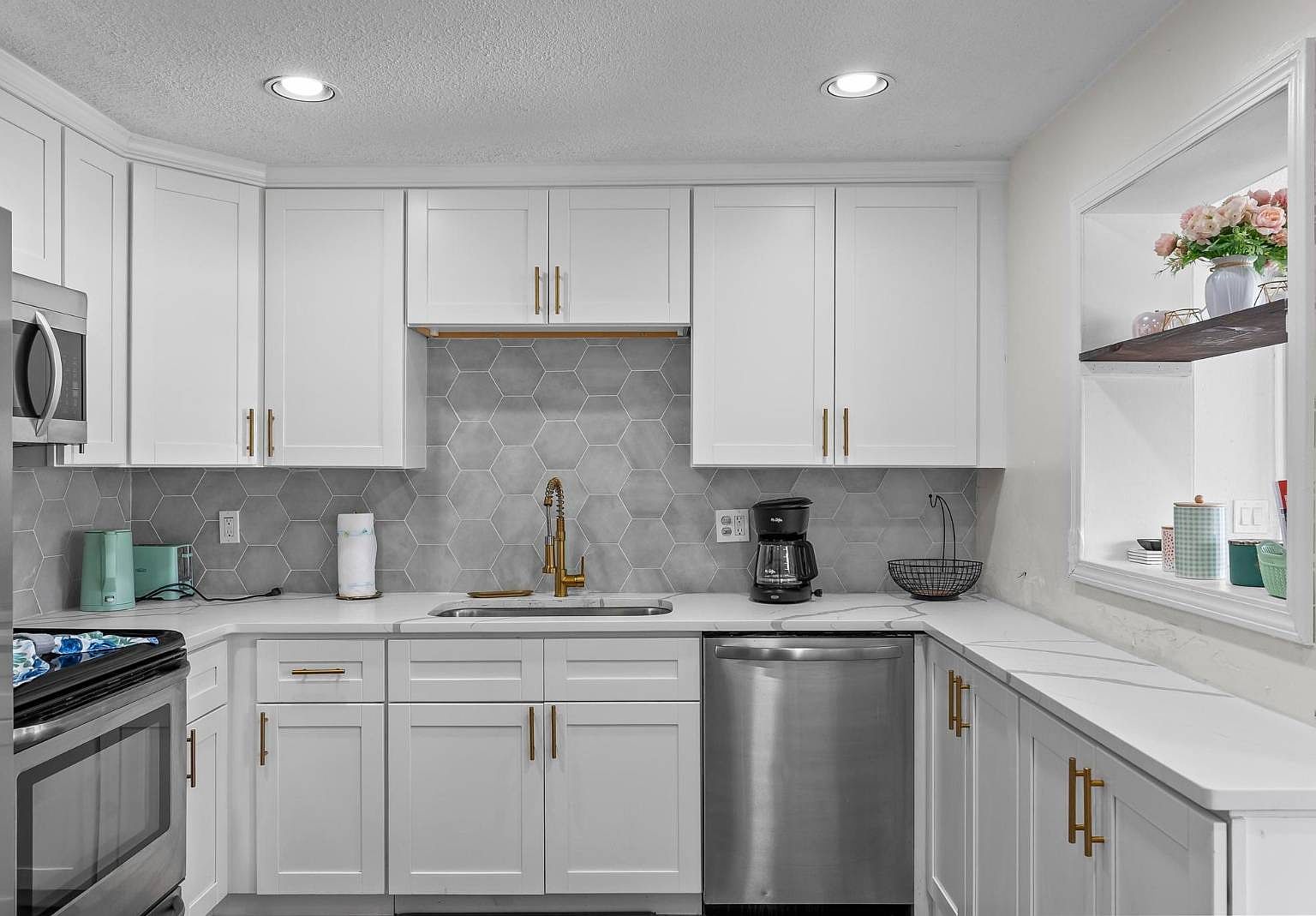 2100 Brian Ave South Daytona, FL 32119 - Thumbnail 4