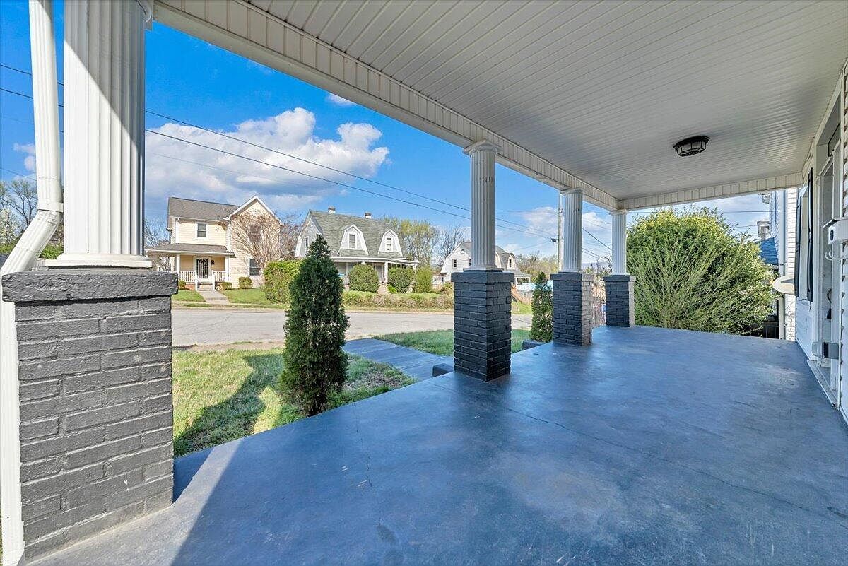 112 14th St SW Roanoke, VA 24016 - Thumbnail 4