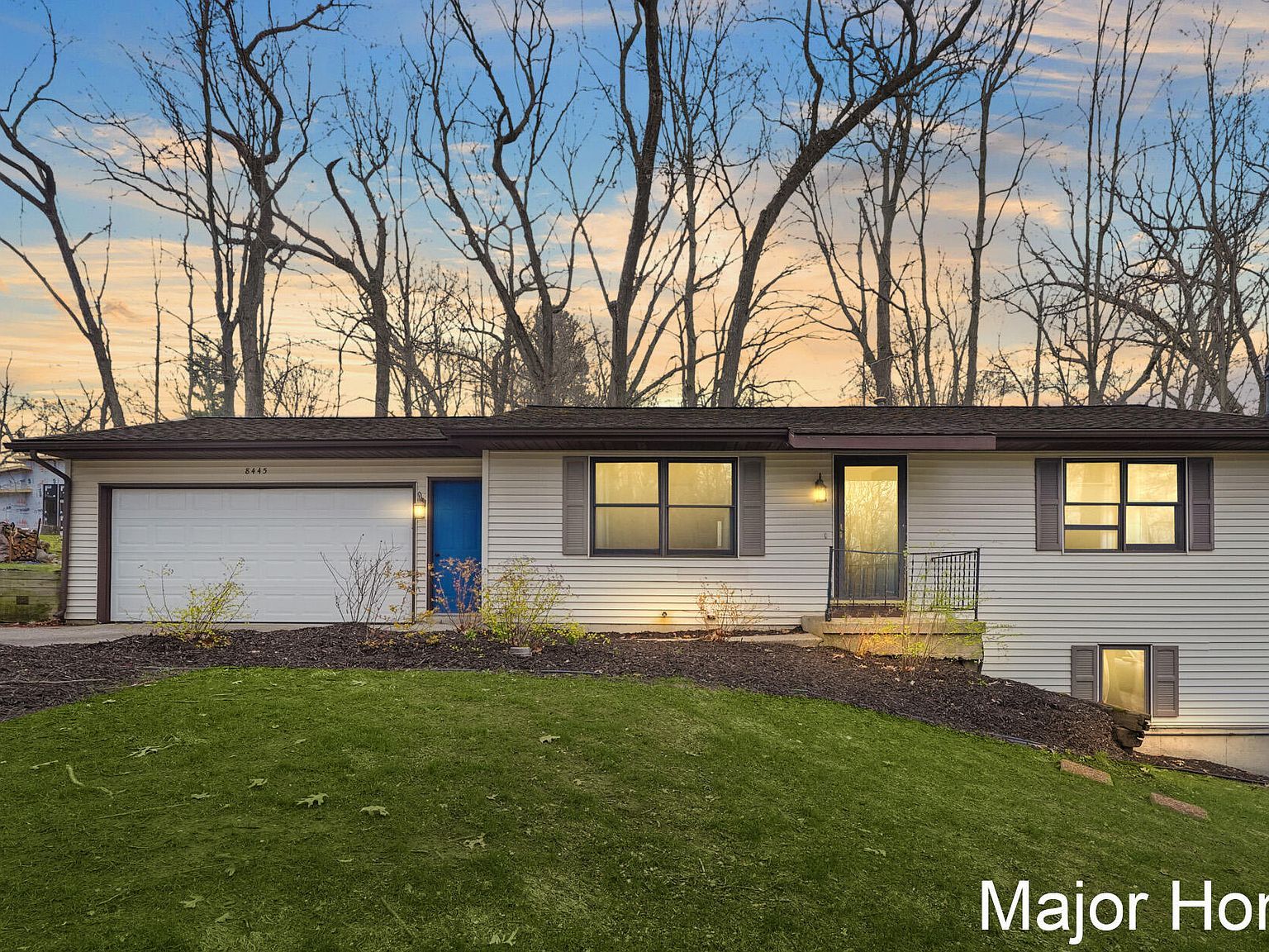 8445 Oakview Ave NE Rockford, MI 49341 - Thumbnail 4