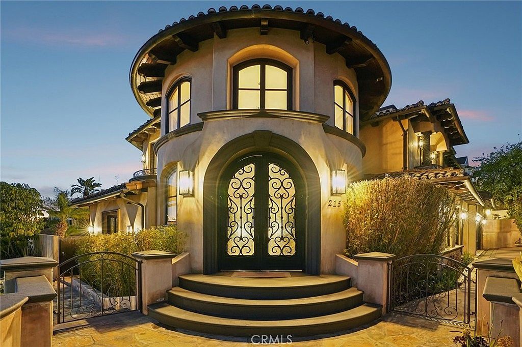 215 S Poinsettia Ave Manhattan Beach, CA 90266 - Thumbnail 4