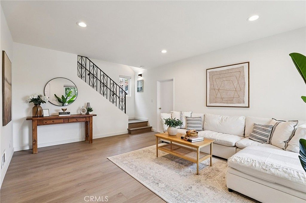 904 Vincent St Redondo Beach, CA 90277 - Thumbnail 4