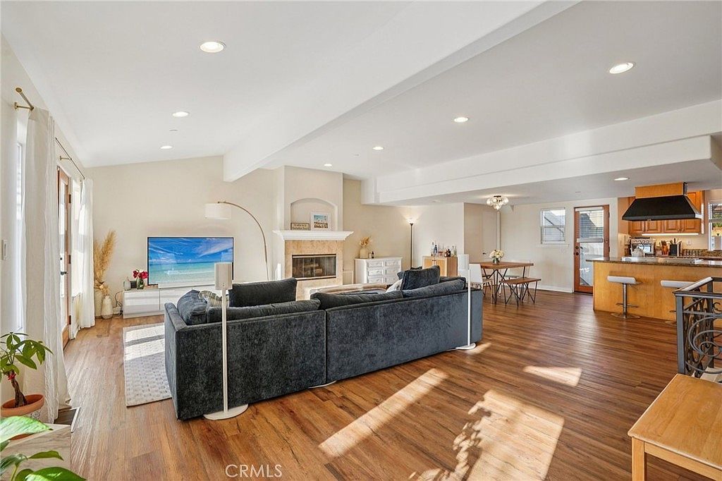 168 Ardmore Ave Hermosa Beach, CA 90254 - Thumbnail 4