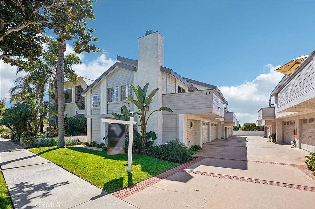 211 S Helberta Ave Unit 1 Redondo Beach, CA 90277 - Thumbnail 4