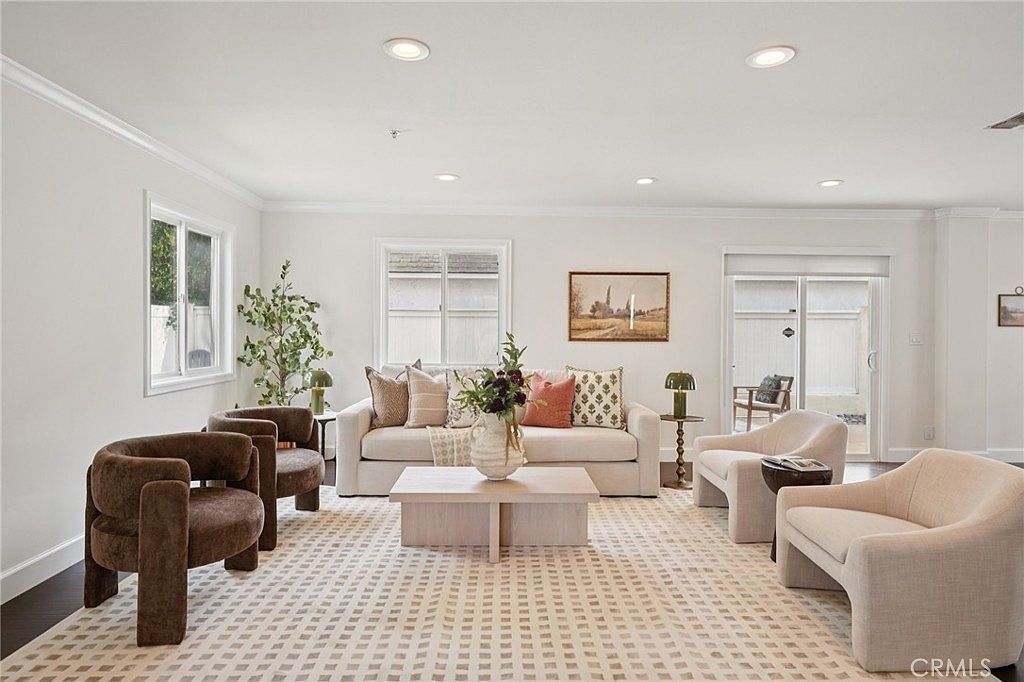 2116 Ernest Ave #B Redondo Beach, CA 90278 - Thumbnail 4