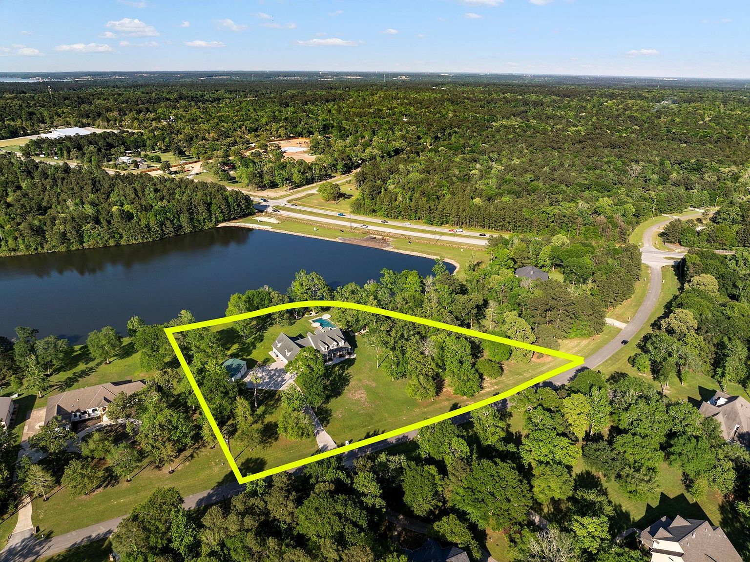 132 Lyndsey Dr Montgomery, TX 77316 - Thumbnail 4