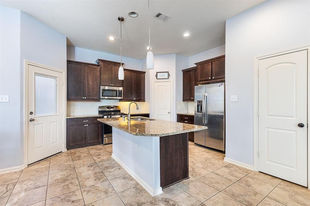 28036 Rocky Heights Dr Spring, TX 77386 - Thumbnail 4