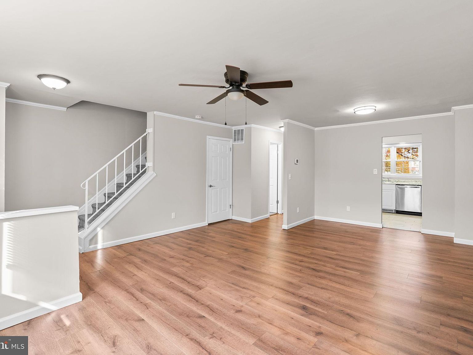 314 Woodleaf Ct Glen Burnie, MD 21061 - Thumbnail 4