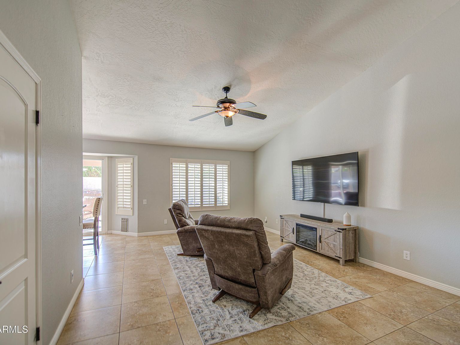 5651 E Fairfield St Mesa, AZ 85205 - Thumbnail 4