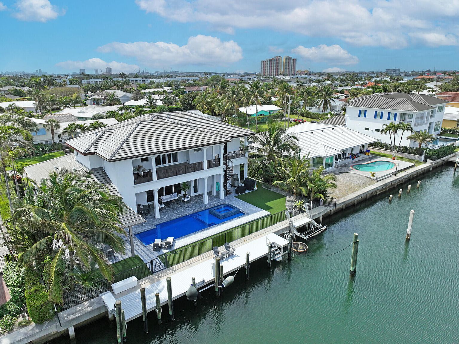 1200 Bimini Ln Riviera Beach, FL 33404 - Thumbnail 4