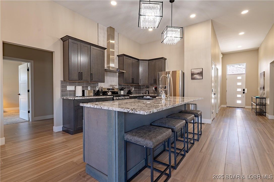 613 Cove Cir Sunrise Beach, MO 65079 - Thumbnail 4