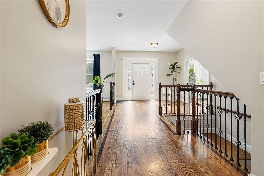 9 Washington Ave Woburn, MA 01801 - Thumbnail 4