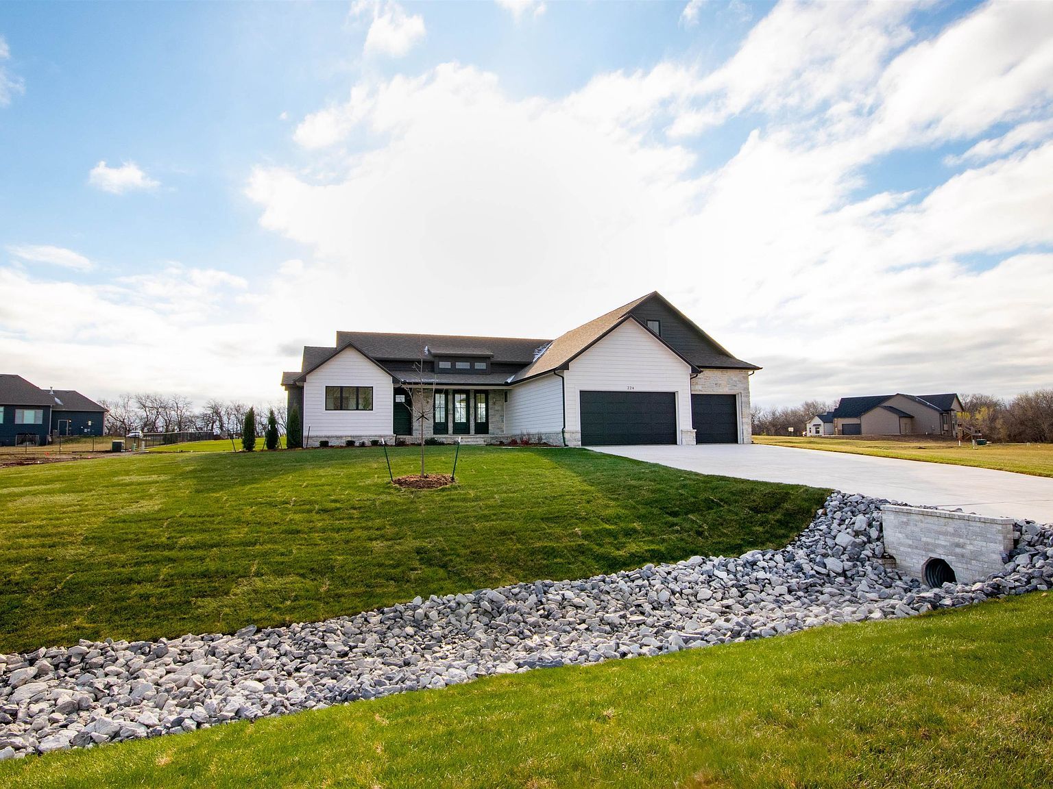 224 Cedar Ranch St Derby, KS 67037 - Thumbnail 4