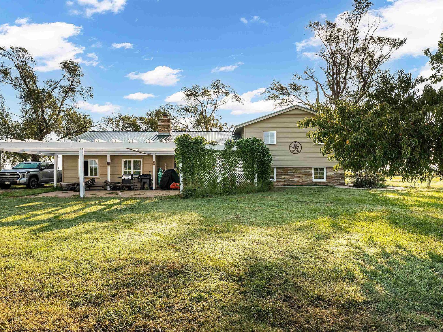 138 W 100th St S Wellington, KS 67152 - Thumbnail 4