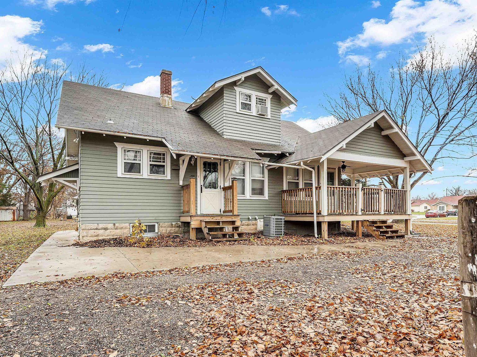 1125 E Broadway St Newton, KS 67114 - Thumbnail 4