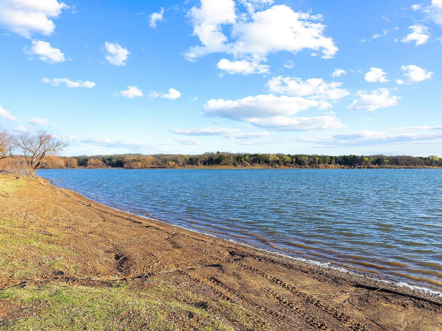1053 Paradise Cove Rd Pottsboro, TX 75076 - Thumbnail 4