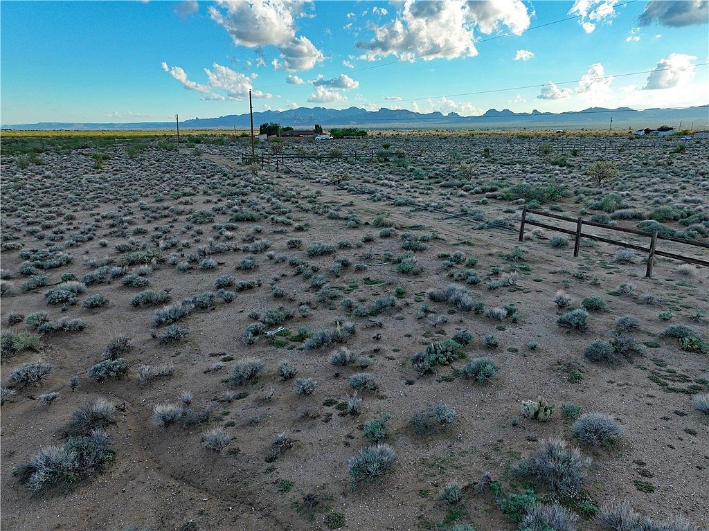 0 N Hoover Rd Golden Valley, AZ 86413 - Thumbnail 4