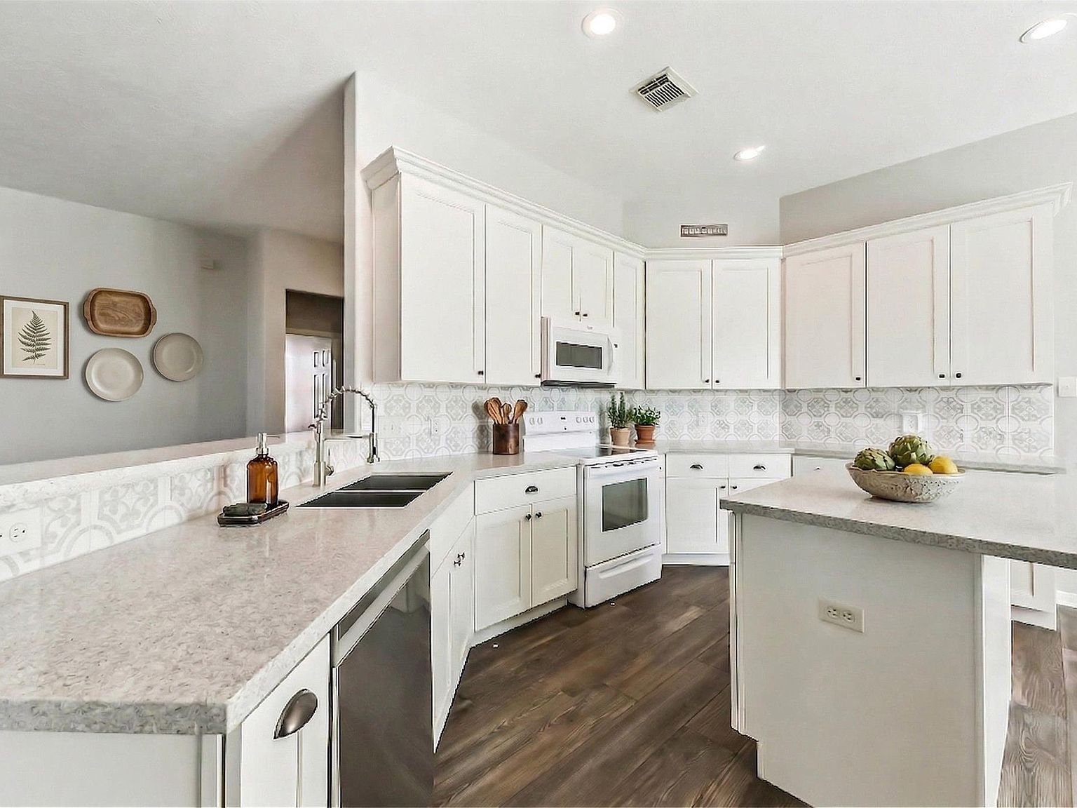 3603 Chatwood Dr Pearland, TX 77584 - Thumbnail 4