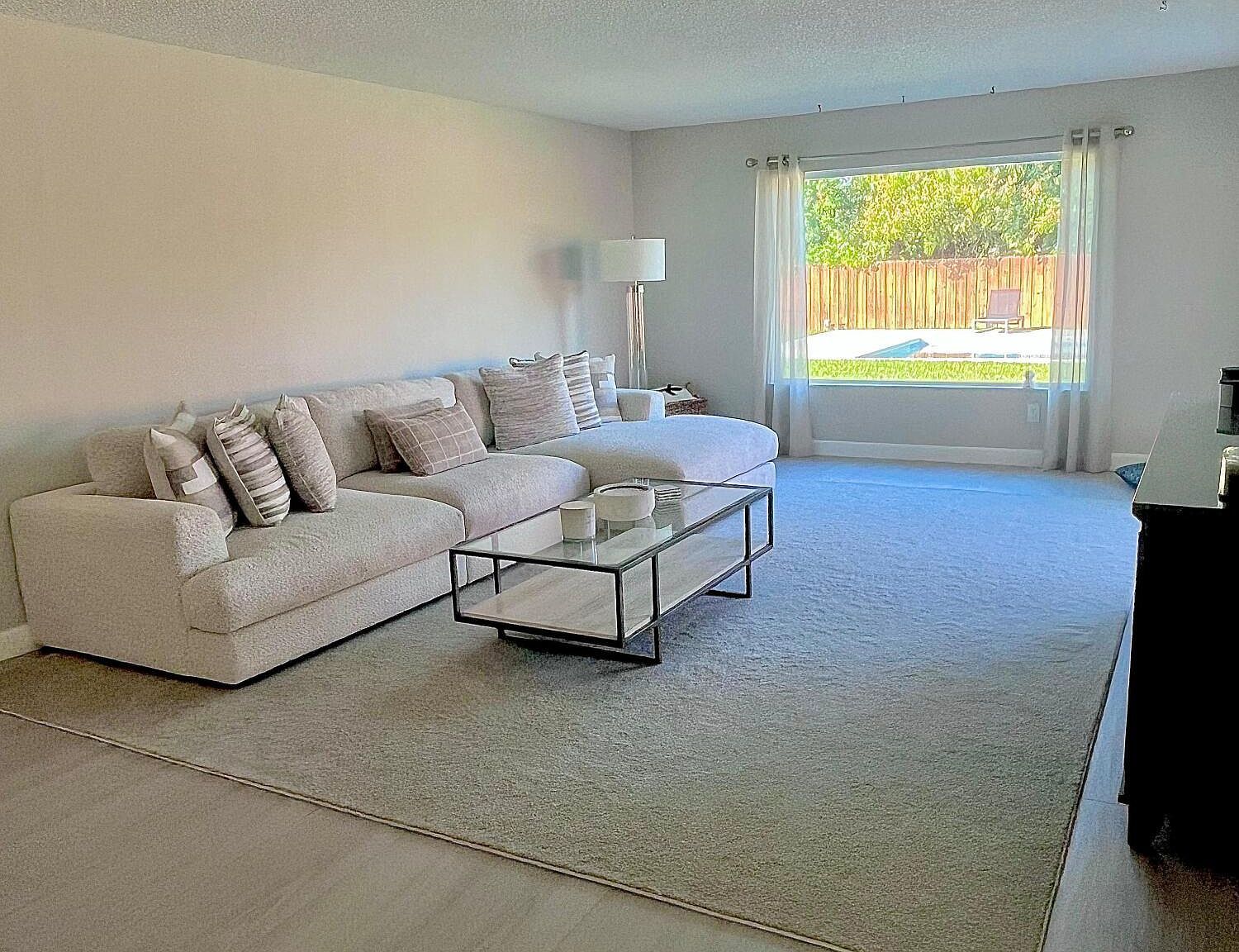 1302 SE Belcrest St Port Saint Lucie, FL 34952 - Thumbnail 4