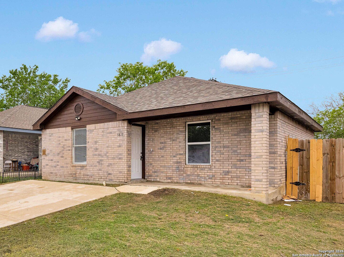 5823 Bowsprit St San Antonio, TX 78242 - Thumbnail 4