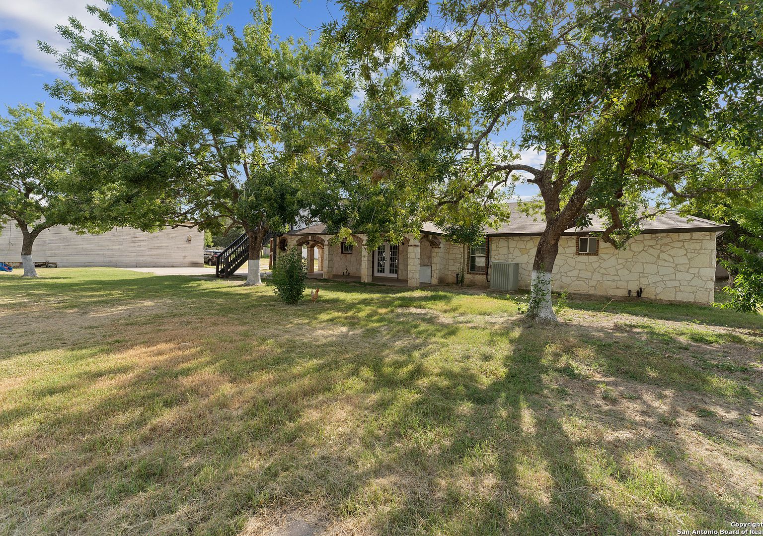 317 Royal Oaks Rd Somerset, TX 78069 - Thumbnail 4
