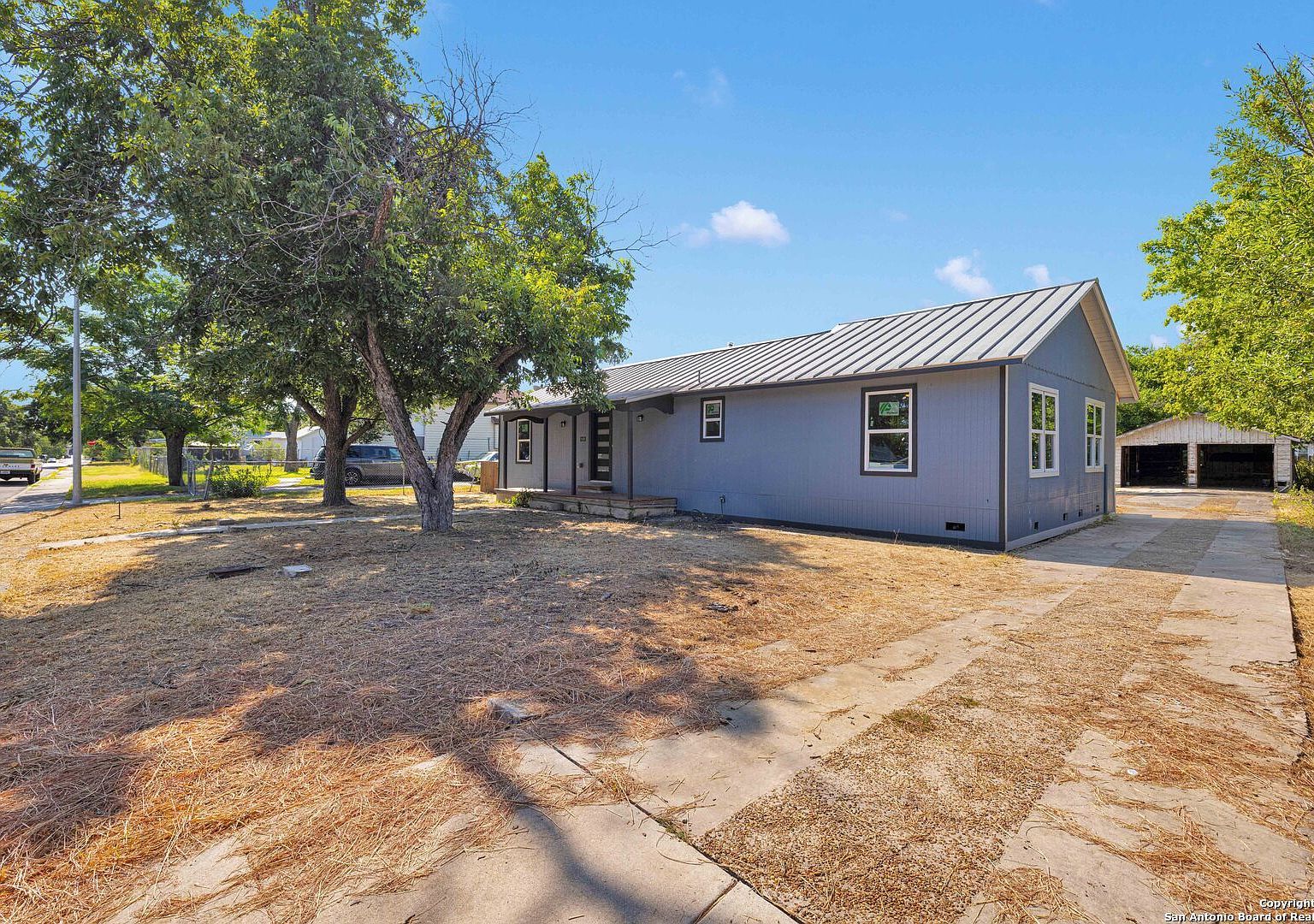 1126 W Lullwood Ave San Antonio, TX 78201 - Thumbnail 4