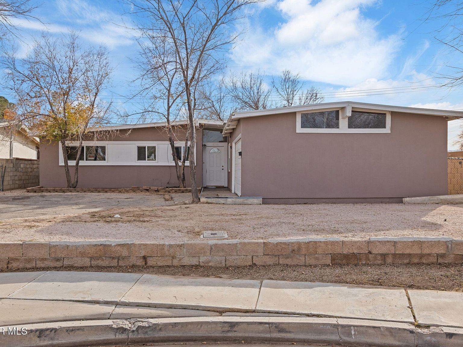 1132 W Holguin St Lancaster, CA 93534 - Thumbnail 4