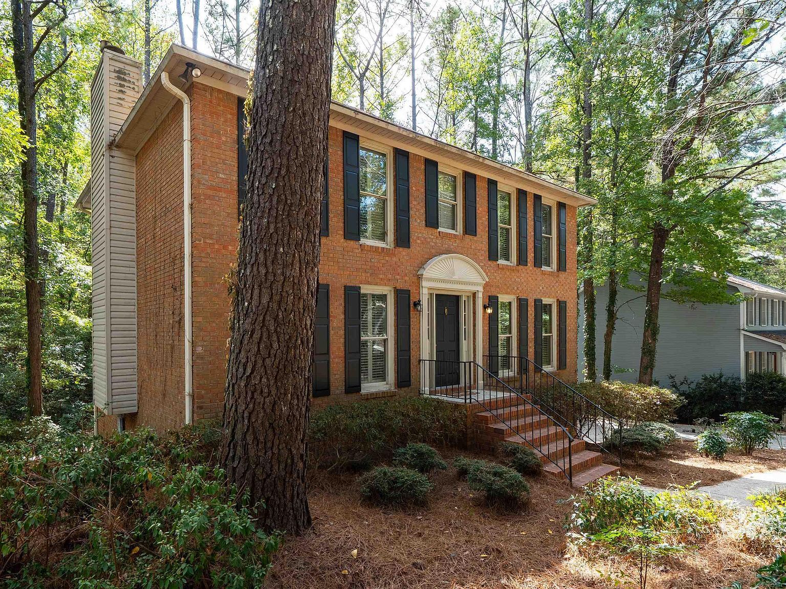 952 Tulip Poplar Ln Birmingham, AL 35244 - Thumbnail 4