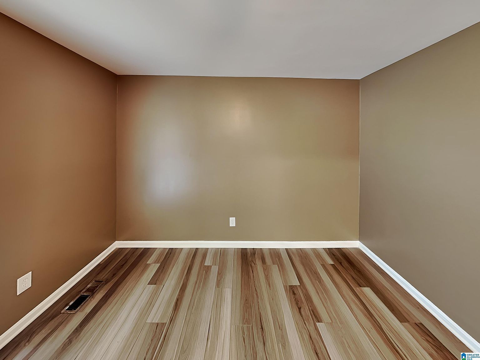 265 13th Ave NE Birmingham, AL 35215 - Thumbnail 4