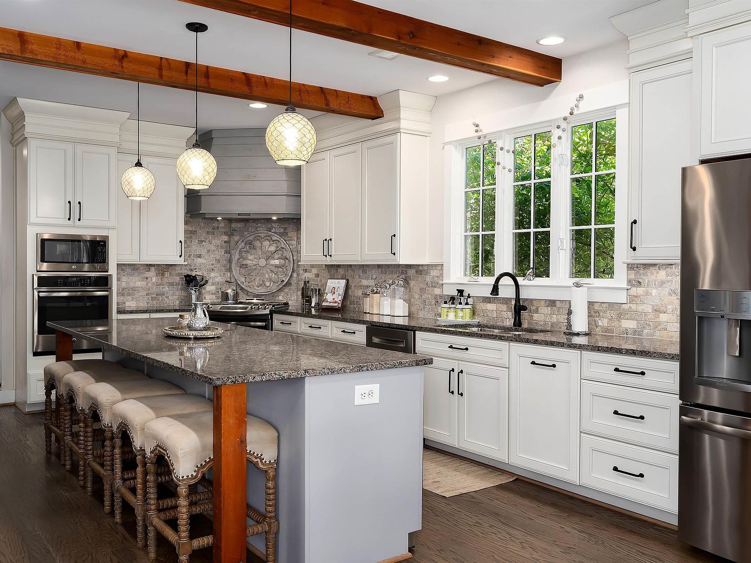 2917 Leland Rd Birmingham, AL 35209 - Thumbnail 4