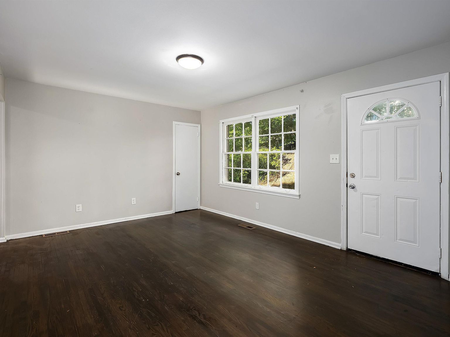 321 E Haven Dr Birmingham, AL 35215 - Thumbnail 4