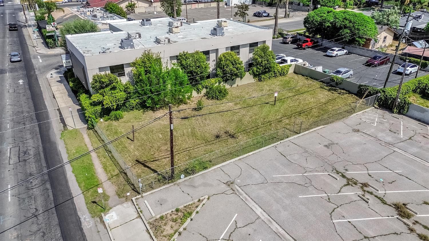 3004 N Maroa Ave Fresno, CA 93704 - Thumbnail 4