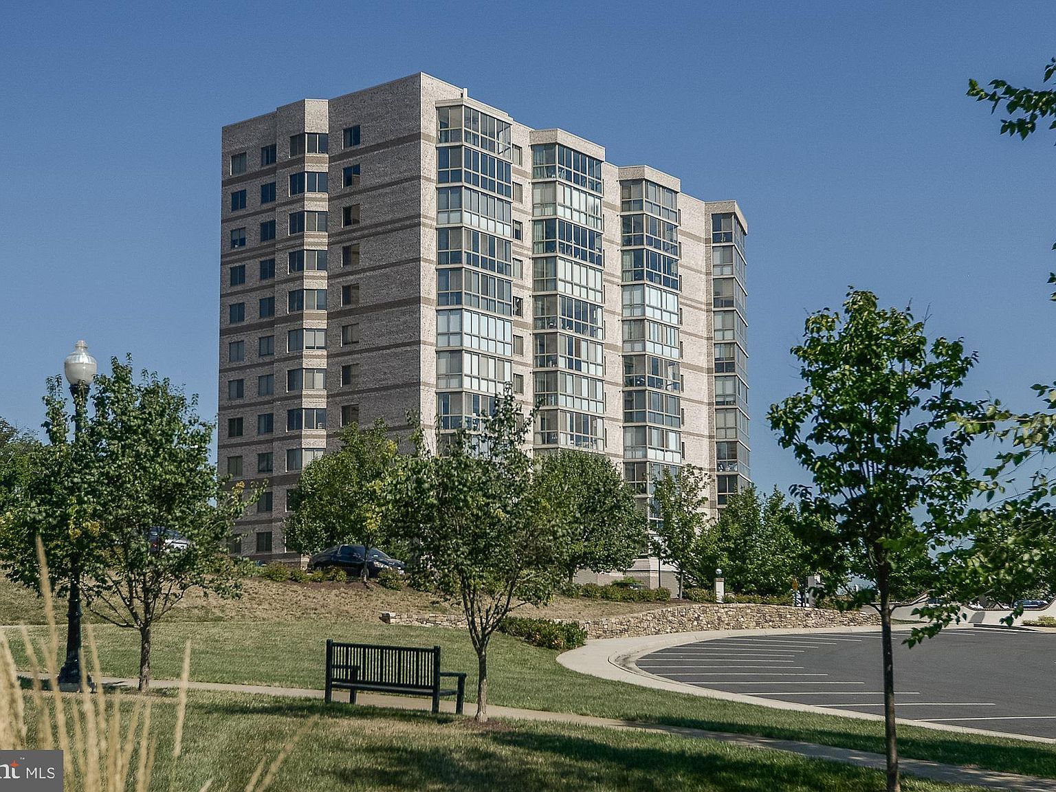 19355 Cypress Ridge Ter UNIT 612 Lansdowne, VA 20176 - Thumbnail 4