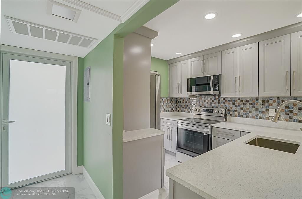 1481 S Ocean Blvd APT 308E Pompano Beach, FL 33062 - Thumbnail 4