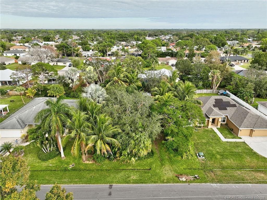 673 SE Damask Ave Port Saint Lucie, FL 34983 - Thumbnail 4