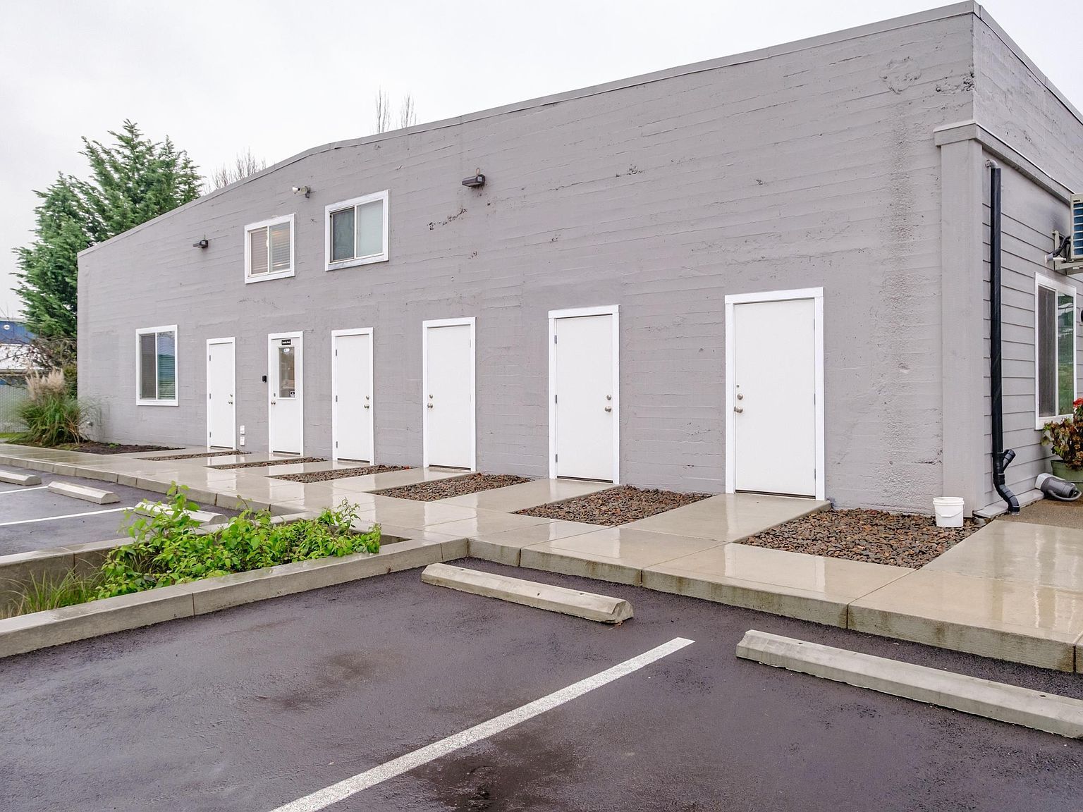 1127-1195 SE 6th Ave Albany, OR 97321 - Thumbnail 4