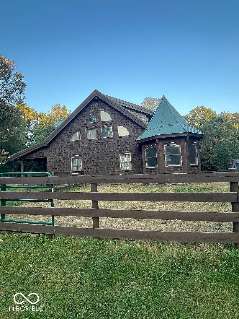 6476 W Range Line Rd Greencastle, IN 46135  | Single Family