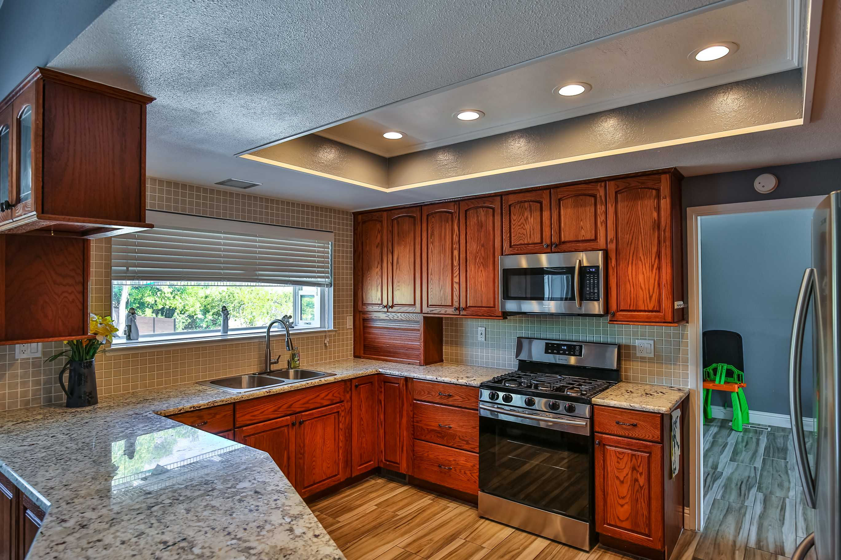 5136 Romero Way, Fair Oaks, CA, USA, 95628 - Thumbnail 4