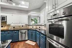 9007 Petersham Drive, Houston, TX, USA, 77031 - Thumbnail 4