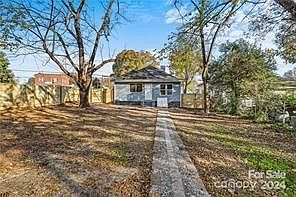 4319 Hovis Rd Charlotte, NC 28208 - Thumbnail 4