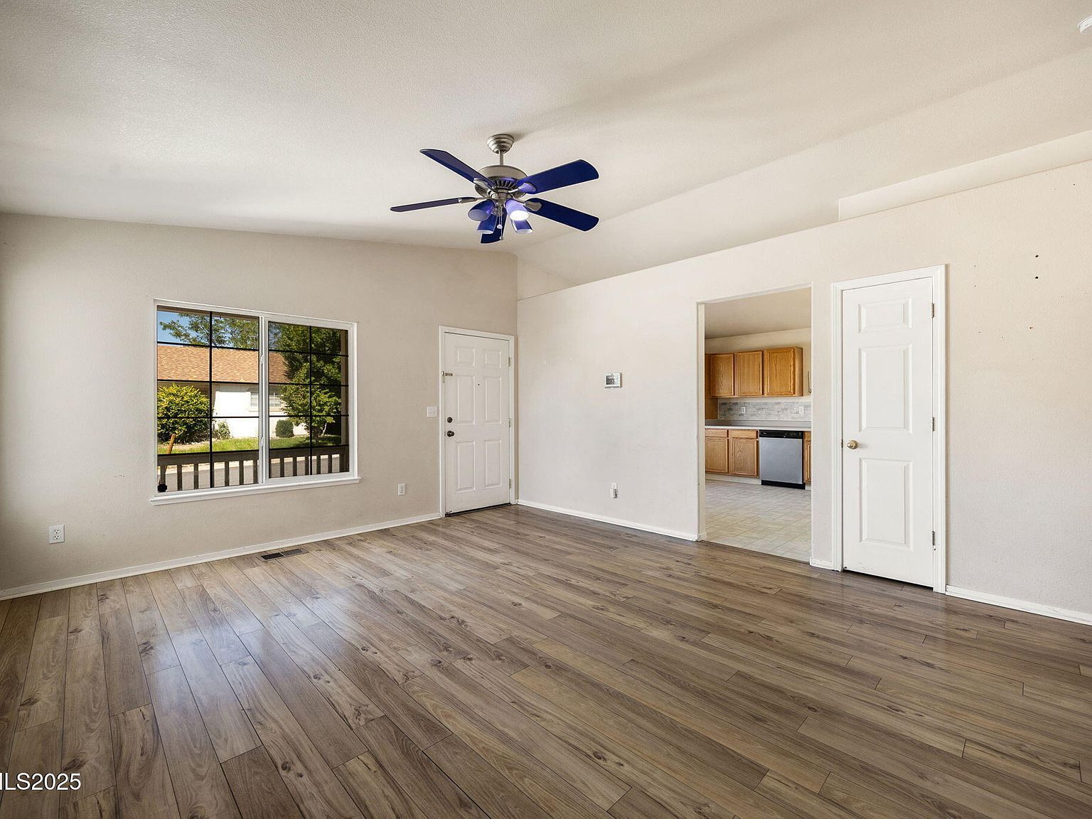 17862 Bear River Ct Reno, NV 89508 - Thumbnail 4