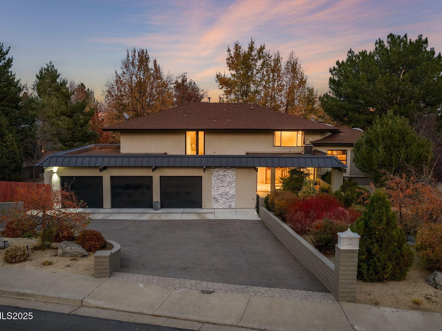 1825 Manzanita Cir Reno, NV 89509 - Thumbnail 4