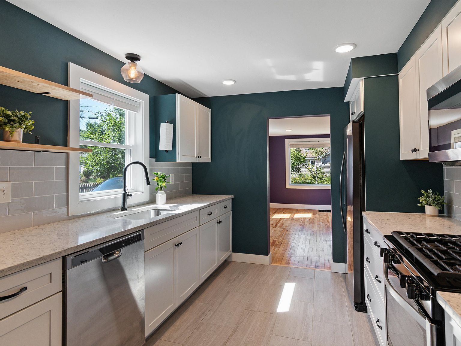 63 Birch Ct Burlington, VT 05408 - Thumbnail 4