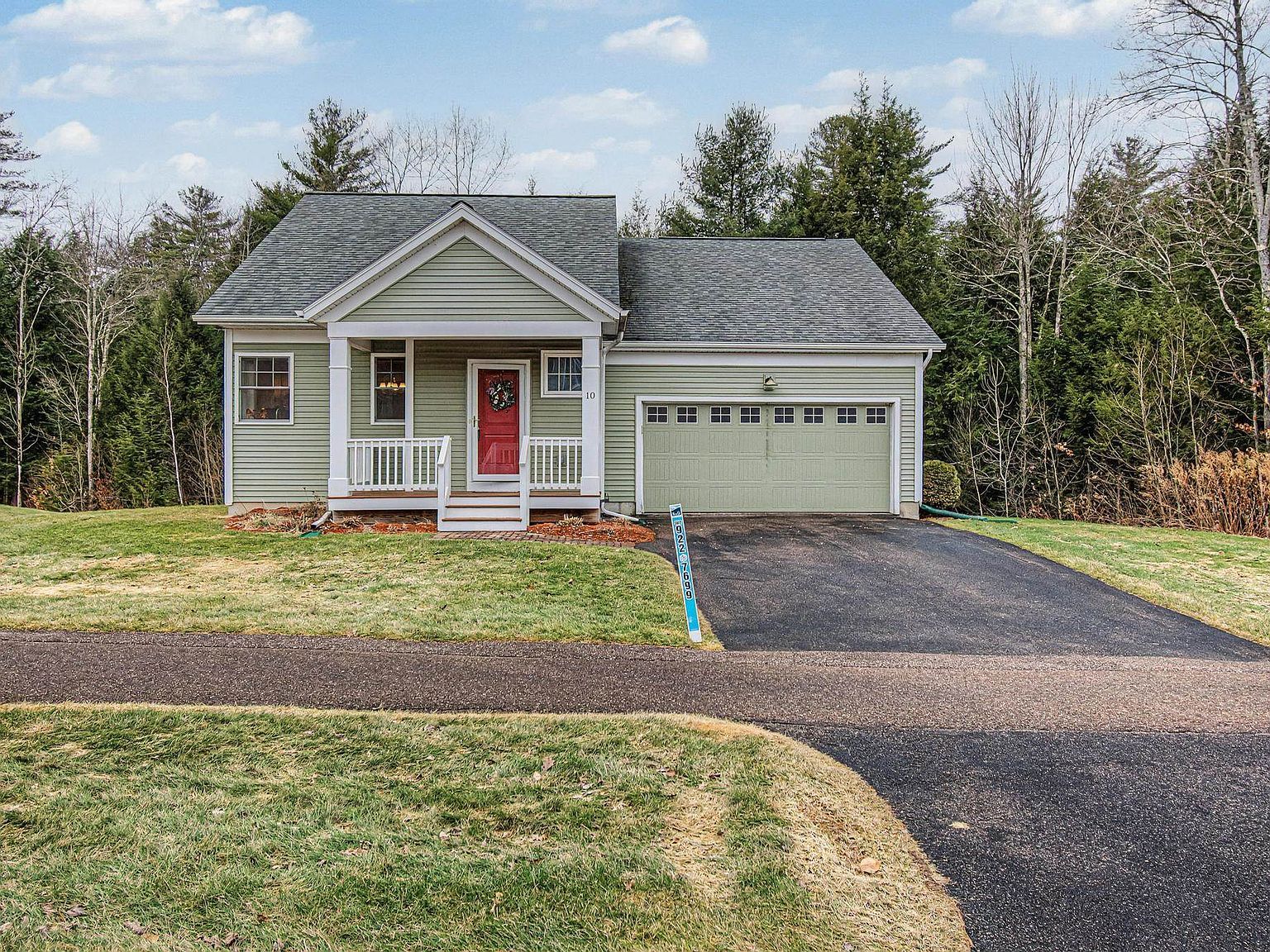 10 Stonebrook Cir Essex Jct, VT 05452 - Thumbnail 4