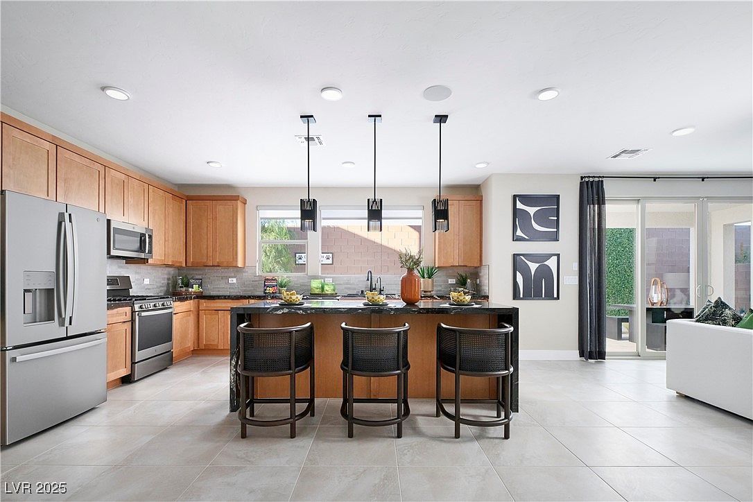 1208 Crimson Sunbird St North Las Vegas, NV 89084 - Thumbnail 4