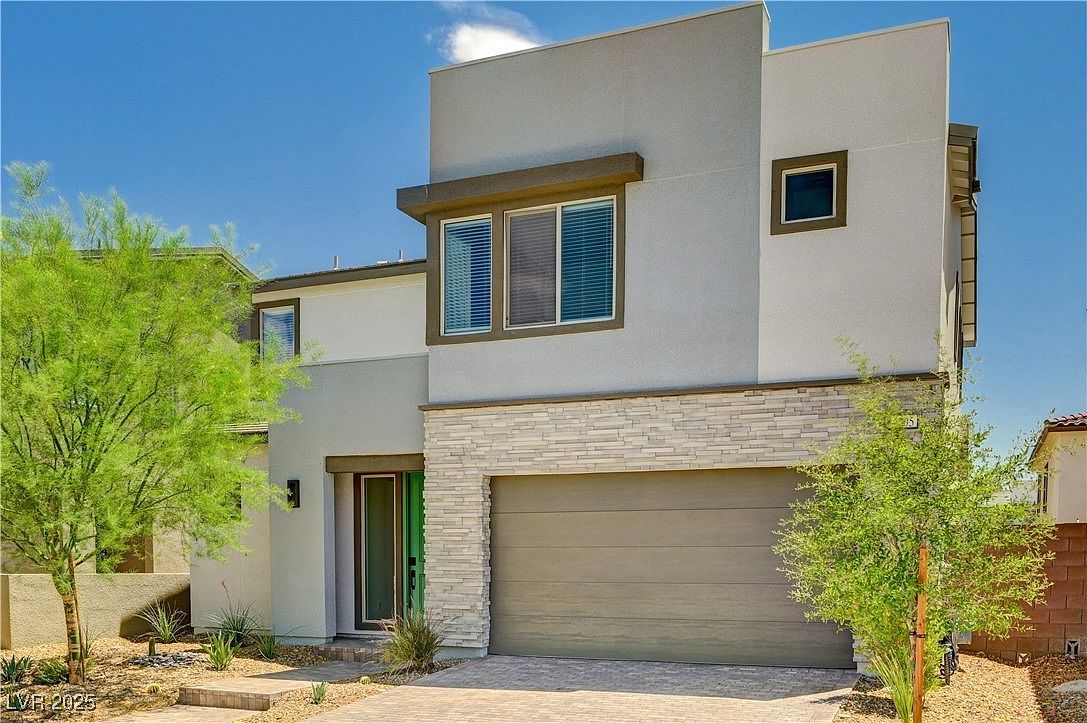 1305 Azure Jay Ave North Las Vegas, NV 89084 - Thumbnail 4