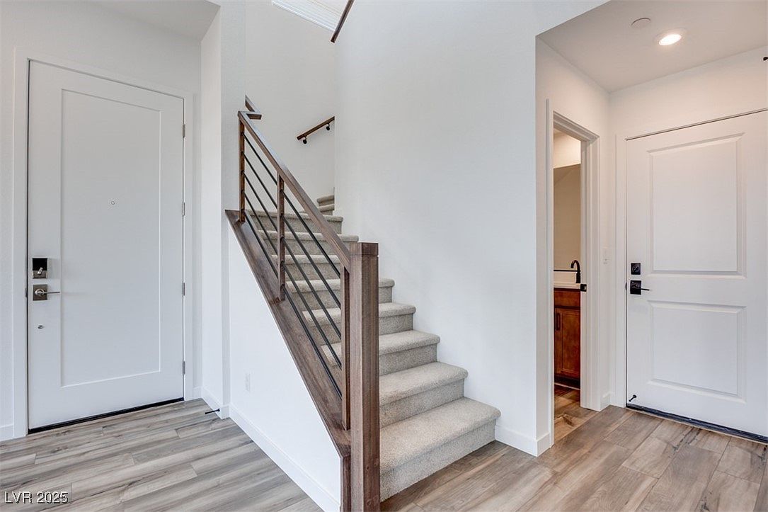 4328 Tallow Falls Ave Las Vegas, NV 89141 - Thumbnail 4