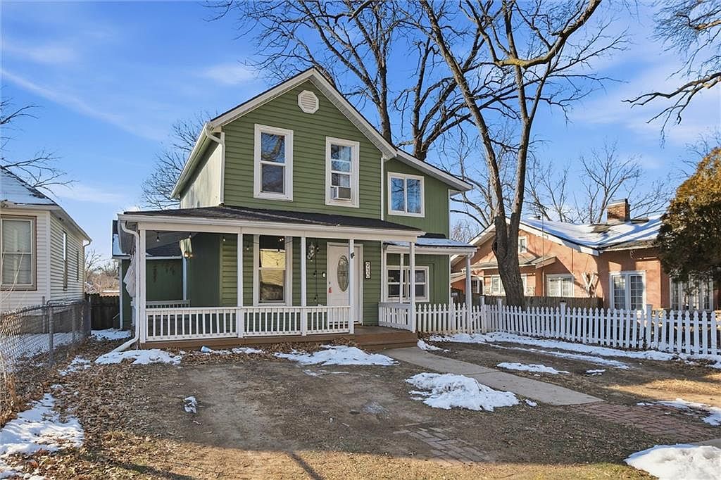 930 W 7th St Leavenworth, KS 66048 - Thumbnail 4