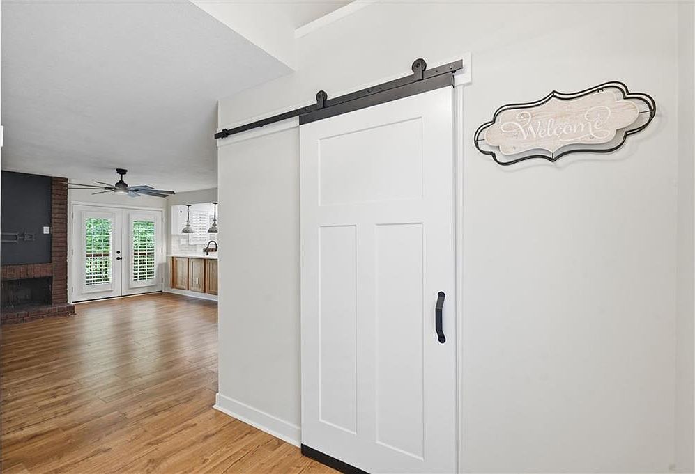 8346 NW Barrybrooke Dr Kansas City, MO 64151 - Thumbnail 4
